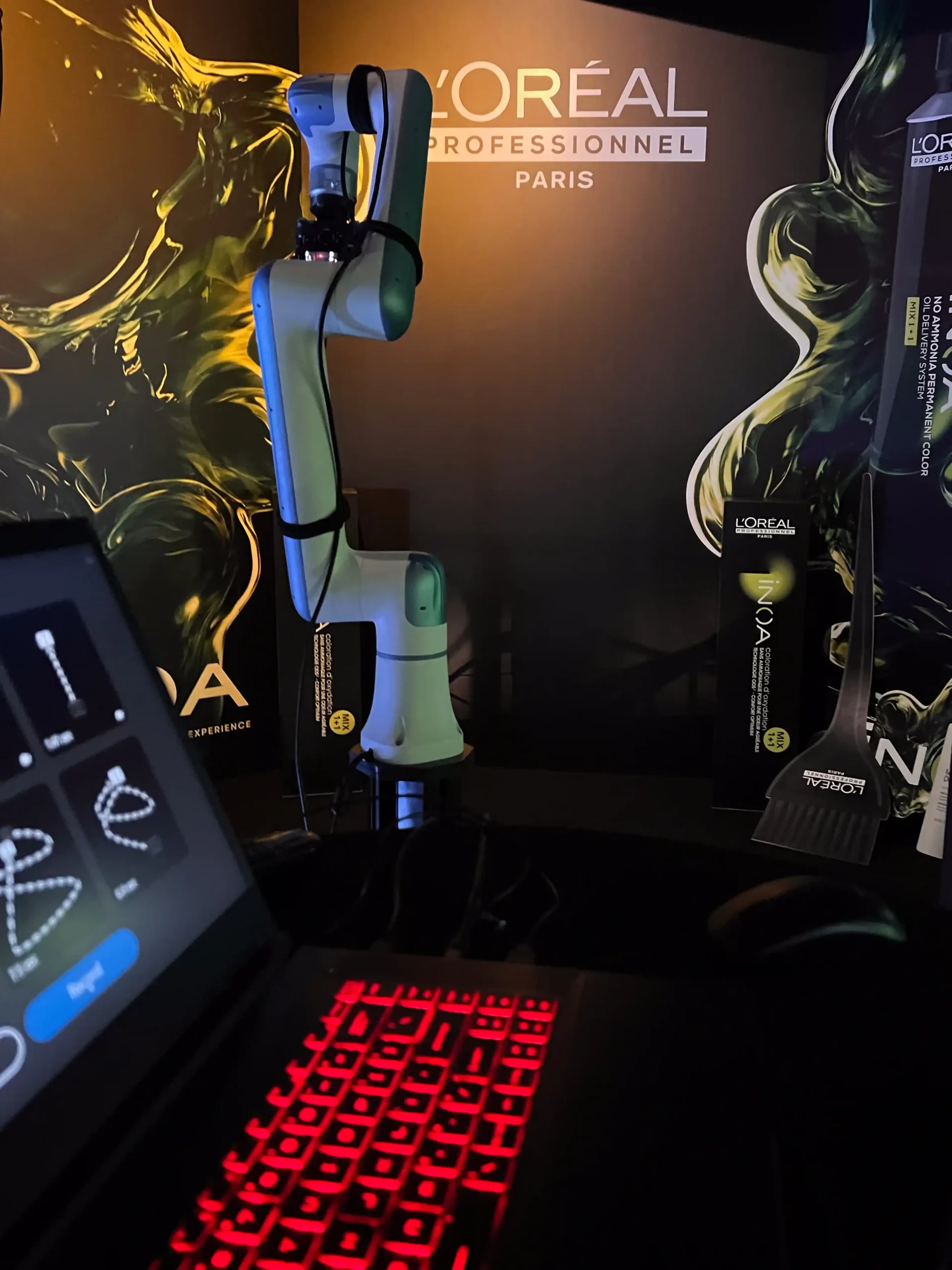 GlamBot noma pasākumiem ar robotizētu video roku - GlamBot robota rokas risinājums pasākumiem, prezentācijām un premium zīmolu aktivitātēm.