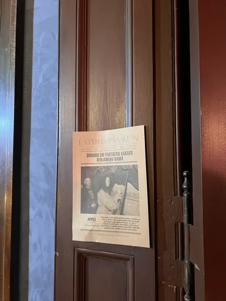 Foto avīze foto kaste